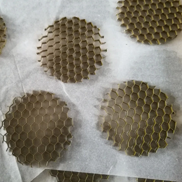 Zlati barvni aluminijasti satja za razsvetljavo